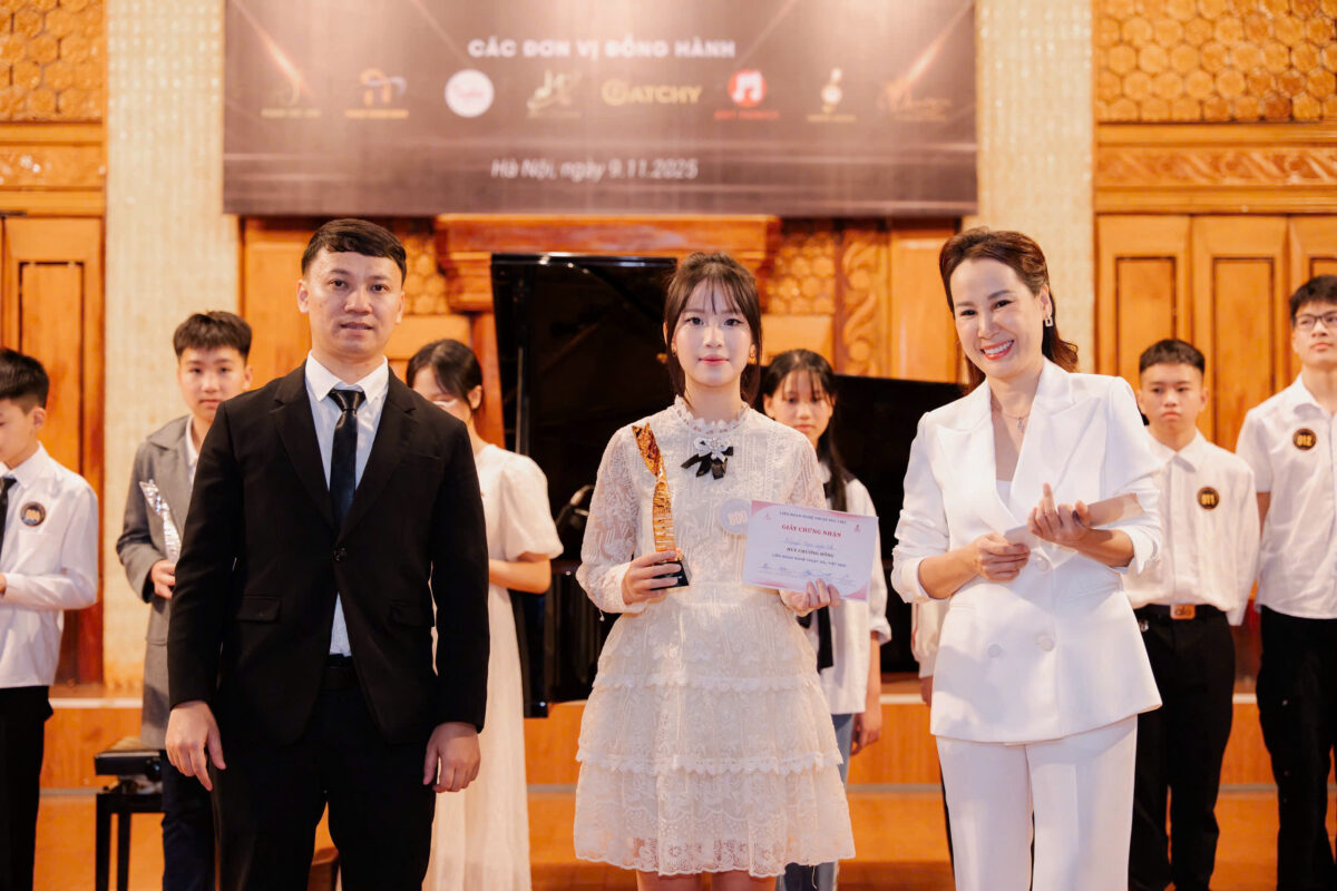 HÀNH TRÌNH TỎA SÁNG CÙNG PIANO TẠI SOLVIET